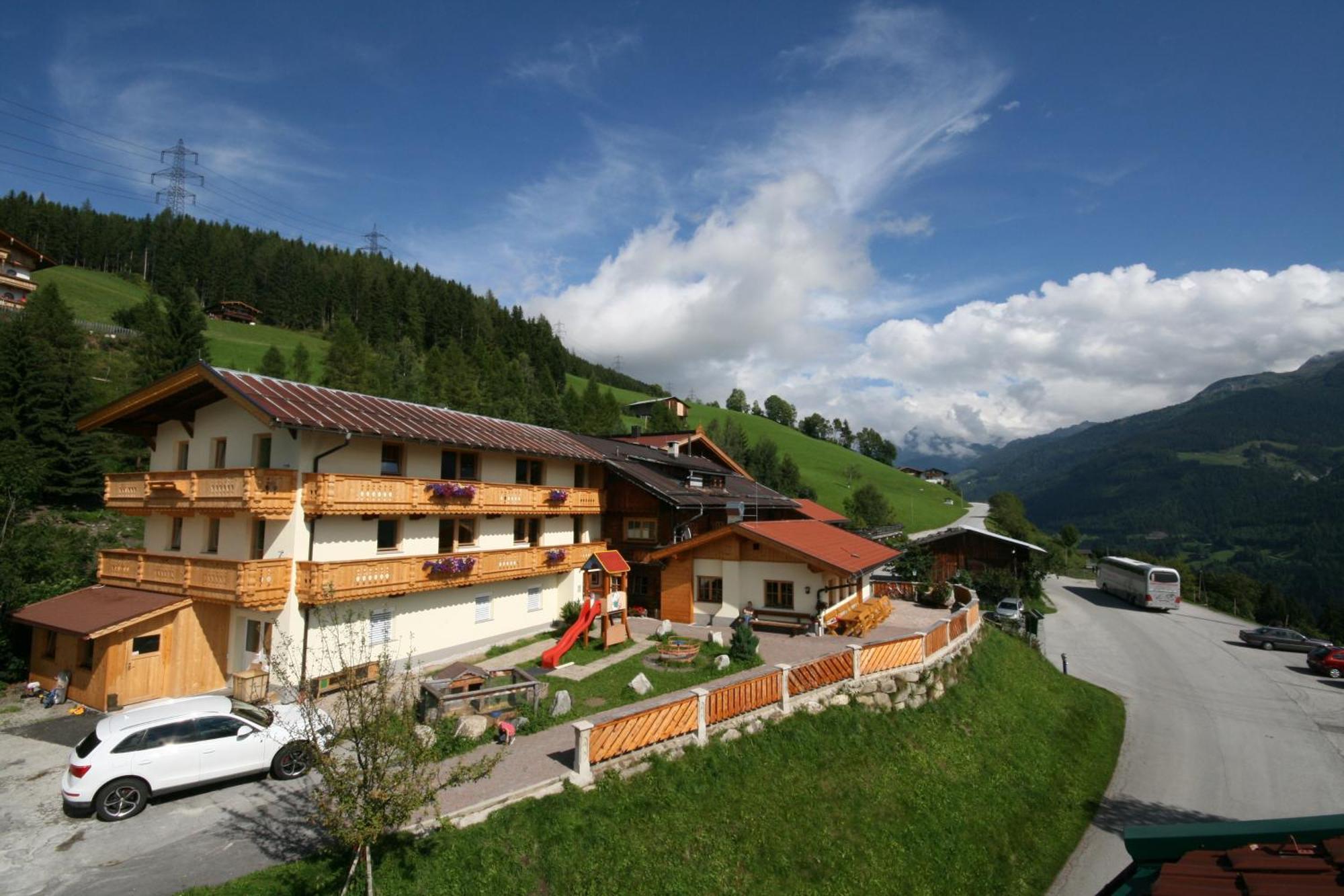 Alpengasthof Enzianhof Zell am Ziller Εξωτερικό φωτογραφία